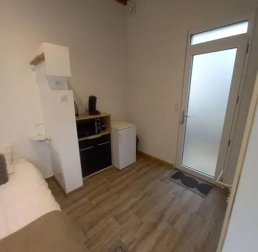 Suite Du Jardin 2 La Chambre Hébergement de vacances